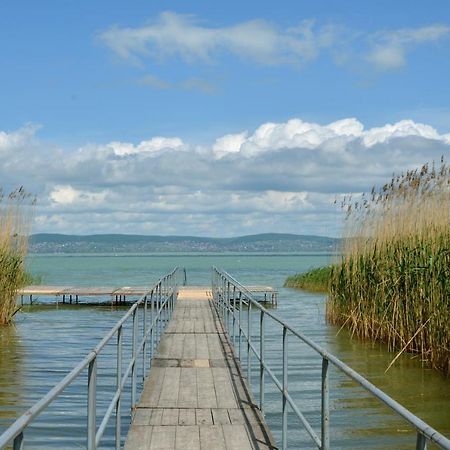 Villa Aquamarine Balatonboglár Esterno foto