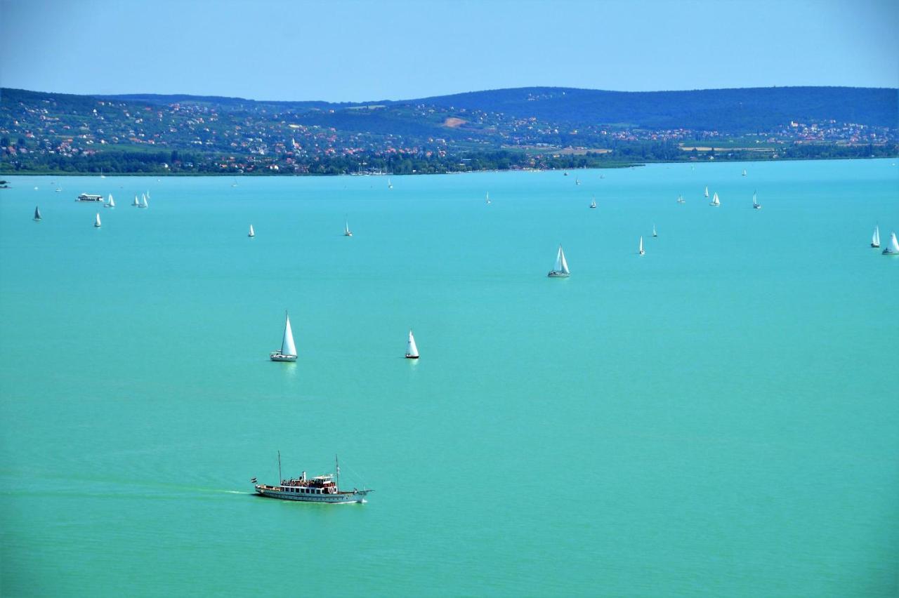 Villa Aquamarine Balatonboglár Esterno foto