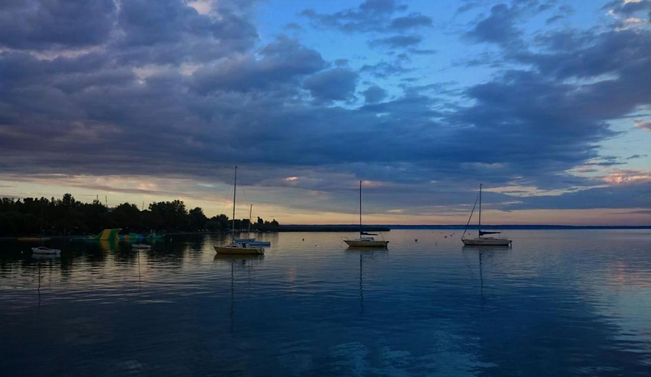 Villa Aquamarine Balatonboglár Esterno foto