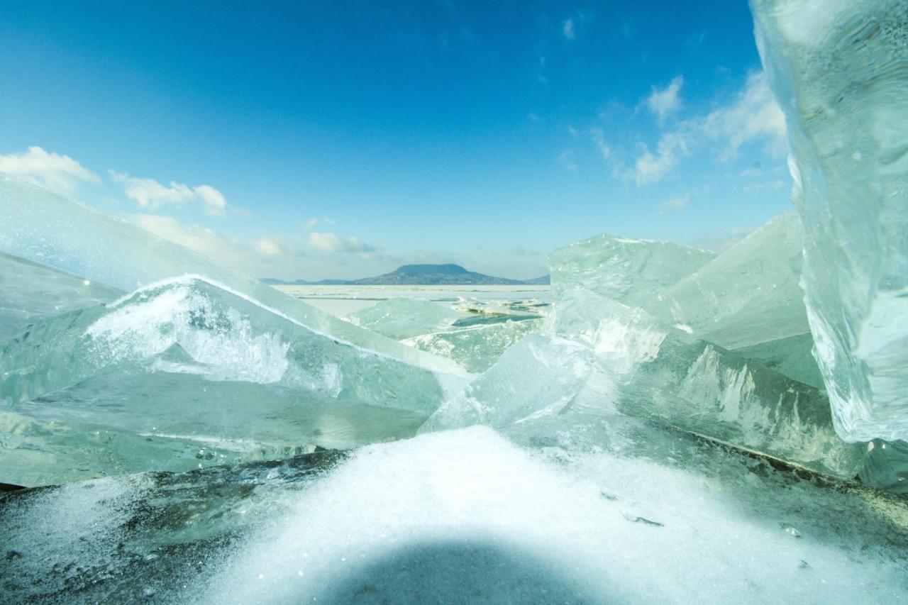 Villa Aquamarine Balatonboglár Esterno foto