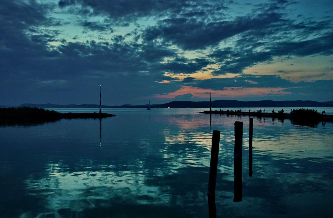 Villa Aquamarine Balatonboglár Esterno foto